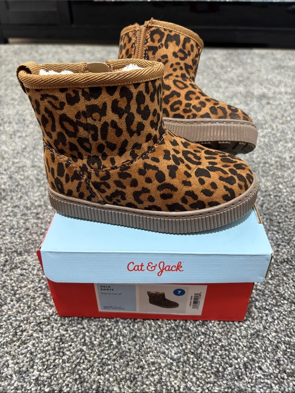 Cat & Jack Toddler 7c leopard print fashion boots